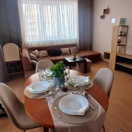 Riviera Apartman Ravda